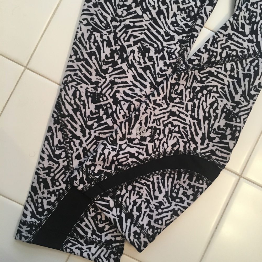 Lululemon Leggings - Size 4